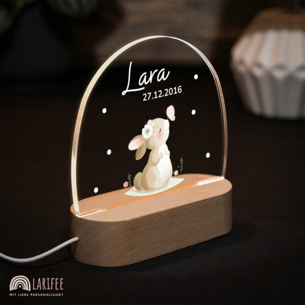 Nachtlicht mit Design - Hase mit Schmetterling – Bild 2