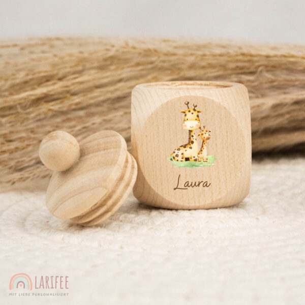 Zahndose Holz mit Name Personalisiert - Giraffen