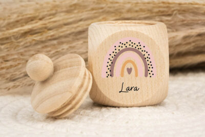 Zahndose Holz mit Name Personalisiert - Regenbogen