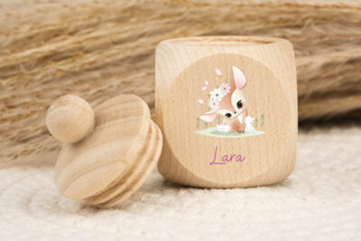 Zahndose Holz mit Name Personalisiert - Reh Kitz mit Blumen