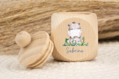 Zahndose Holz mit Name Personalisiert - Nilpferd