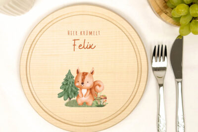 Frühstücksbrettchen Holz rund personalisiert - Eichhörnchen