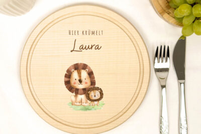 Frühstücksbrettchen Holz rund personalisiert - Löwen